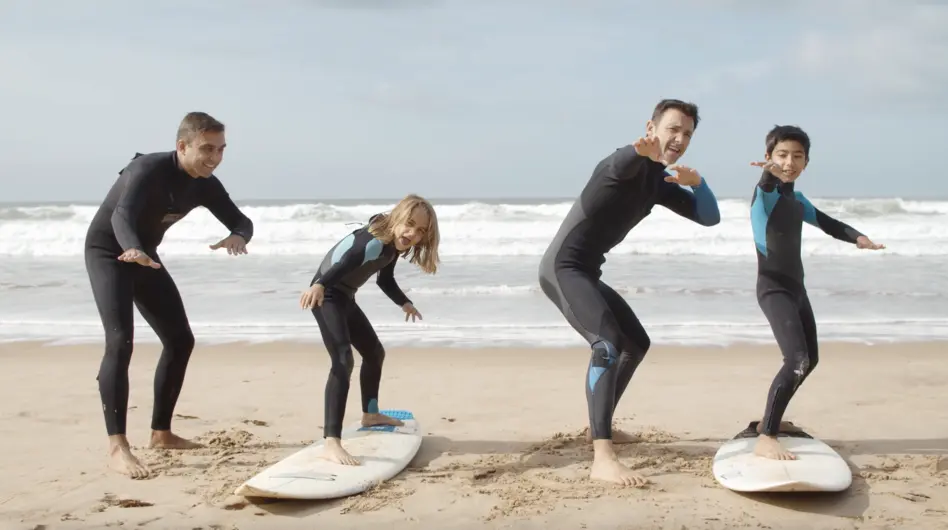 Discover the benefits of surfing for kids and teens!