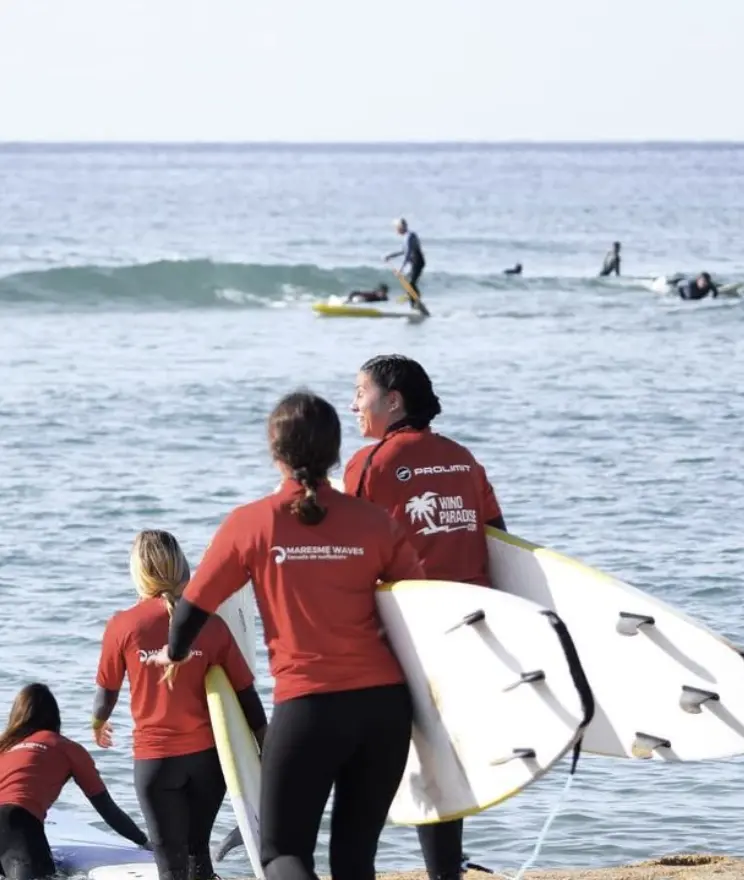 Maresme Waves escuela de Surf en El Masnou