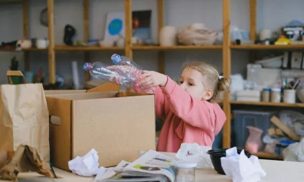 Learning to recycle while playing: fun activities for children