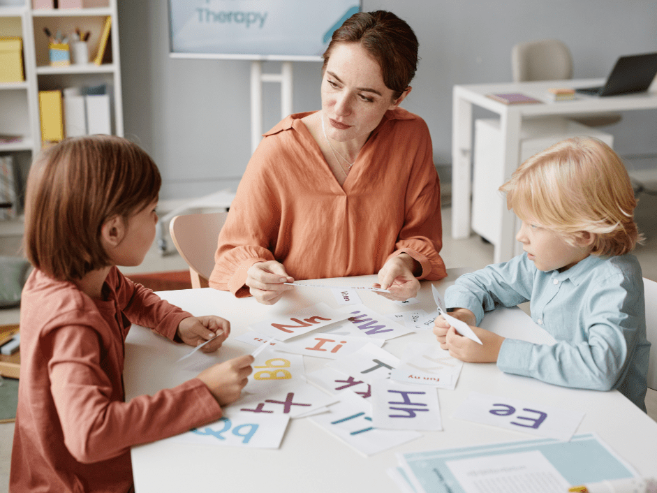 After-school tutoring - Children in school support class