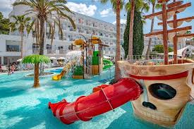 hotel best lloret splash para ninos - 50 family friendly hotels in Catalonia to enjoy with children