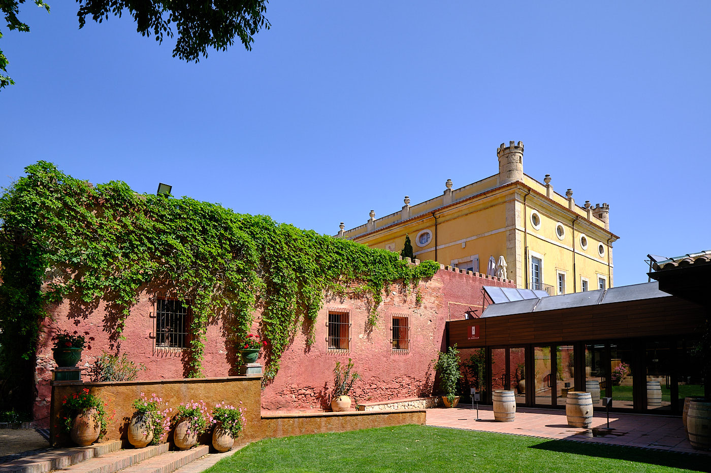 hotel la boella - 50 family friendly hotels in Catalonia to enjoy with children