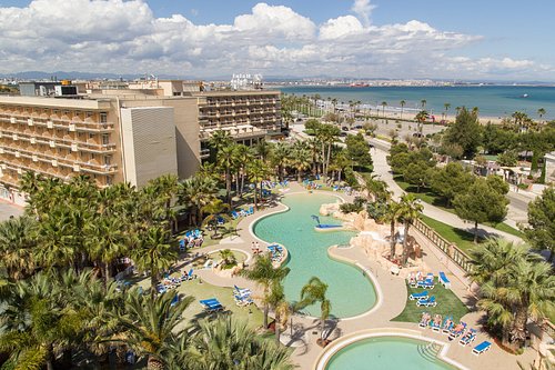 hotel palas pineda para ninos - 50 family friendly hotels in Catalonia to enjoy with children