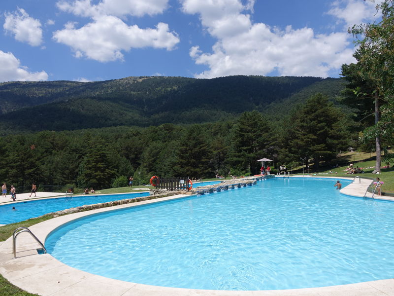 Piscina de verano en Madrid. Piscinas Las Berceas (Cercedilla)