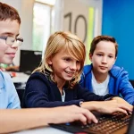 How to prepare your children for the digital age?
Discover the keys with Logiscool