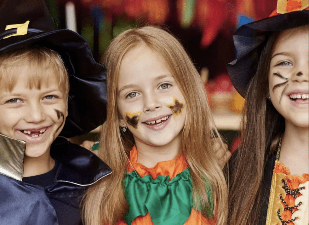 funny friends school halloween - Halloween and La Castañada activities for kids in Barcelona