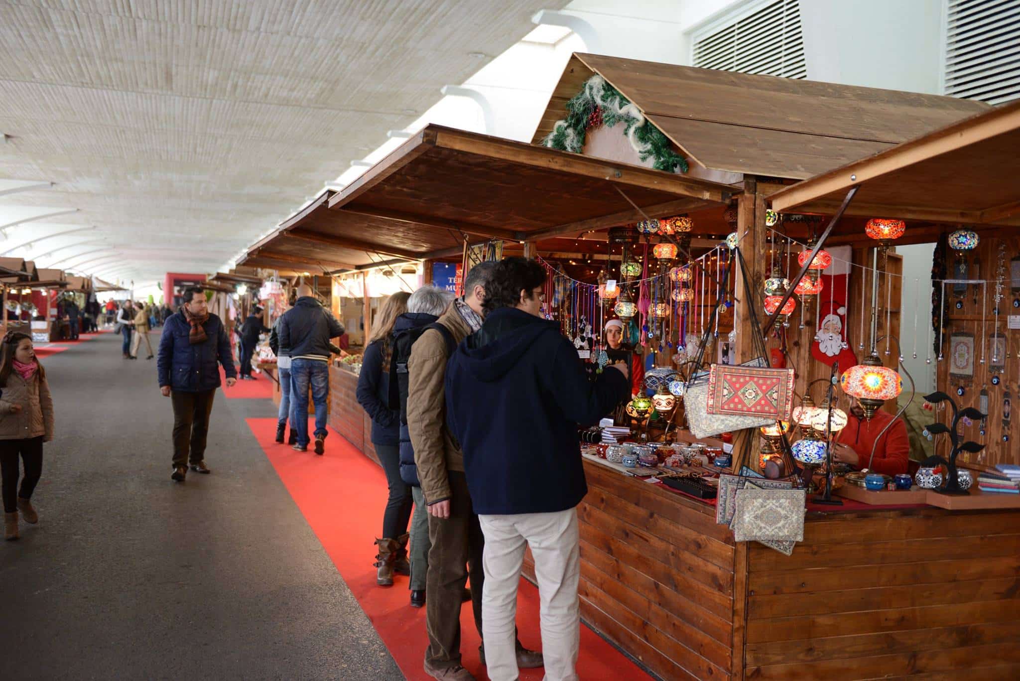 mercado reyes canyabal - Mercados navideños en España: Tradición, luces y fiesta