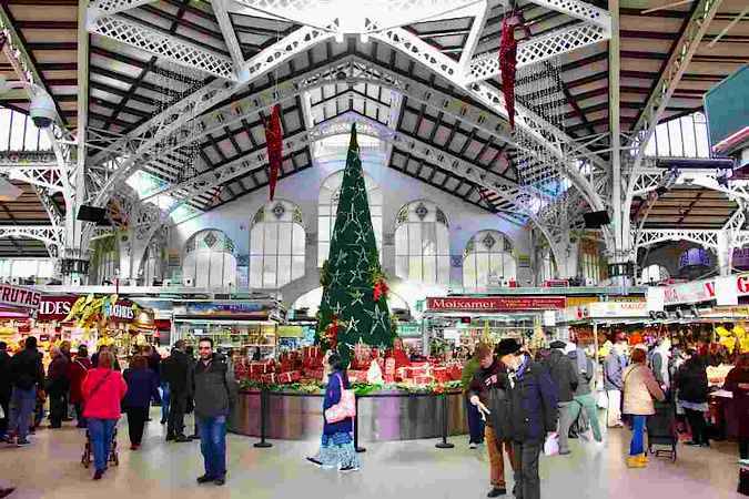 mercados navidad valencia mercado central - Mercados navideños en España: Tradición, luces y fiesta