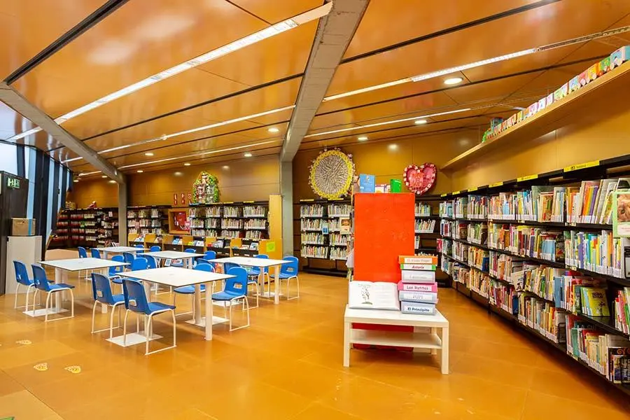 biblioteca publica rafael alberti - Bibliotecas y librerías infantiles en Madrid ¡Disfruta con los peques!